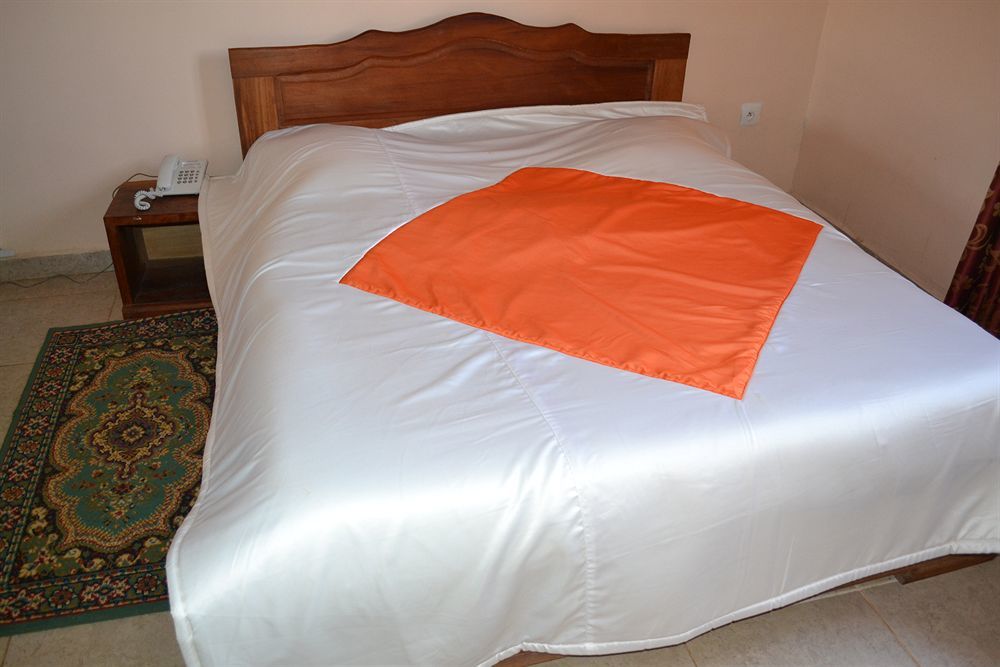 Hotel De Malte Dschang Екстер'єр фото