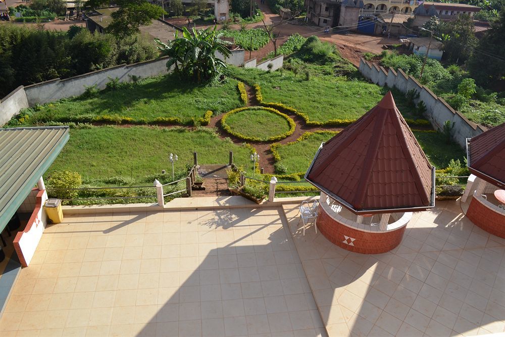 Hotel De Malte Dschang Екстер'єр фото